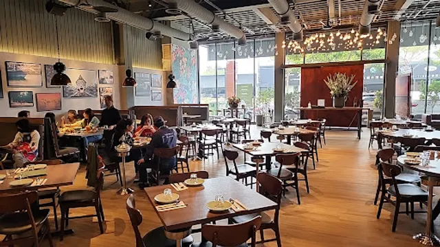 Dee Thai Kitchen 泰廚房【中路店】