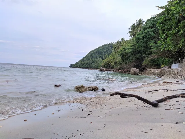 canibad madyaw beach resort