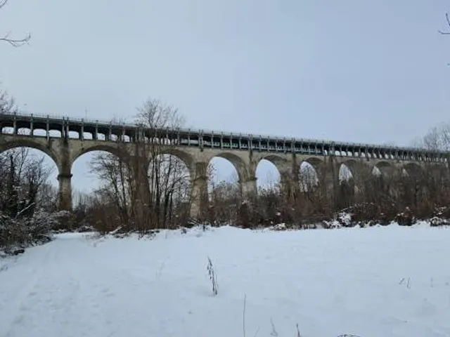 Pont ferroviaire de Parona