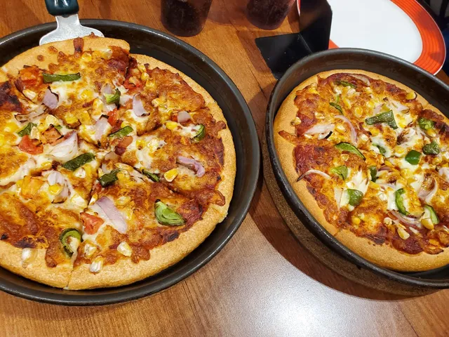 Pizza Hut | Akota, Vadodara