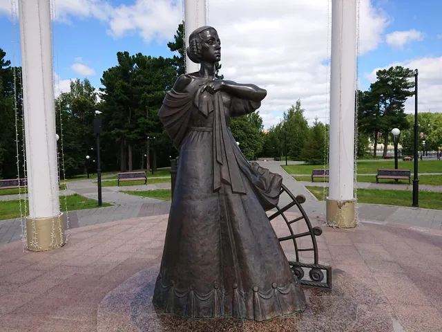 Pamyatnik Zhonam Dekabristov