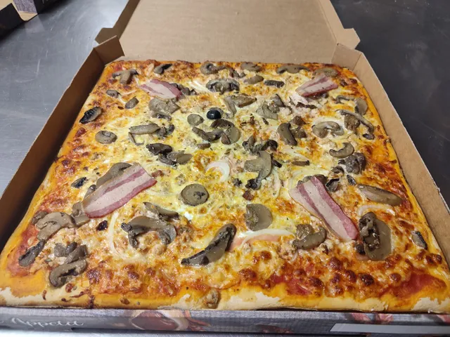 Pizzeria Chez Patricia - La Pizza Carrée