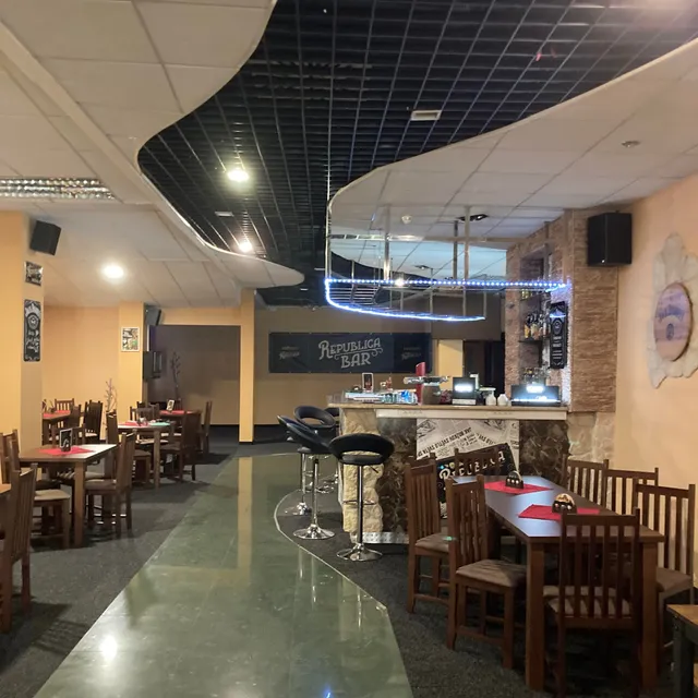 Republica Bar