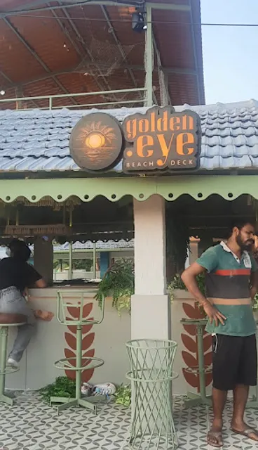 Golden Eye Beach Deck