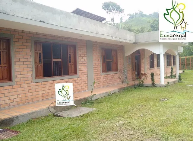 Hostel Ecoarenal