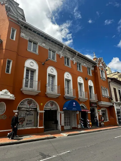 Hotel Artistico Bogota