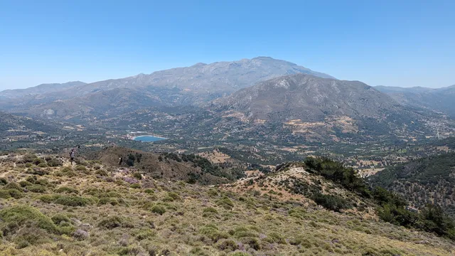 Trailhead to Platania gorge