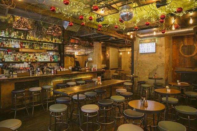 Pantheon Bar