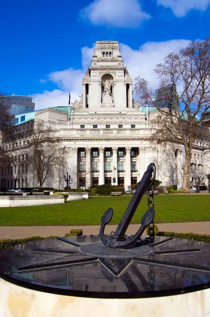 Trinity Square Gardens