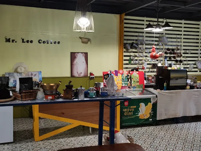 Mr. Lee Seaview Restaurant Songkhla Old Town