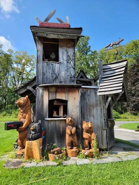 Freehand Custom Carvings