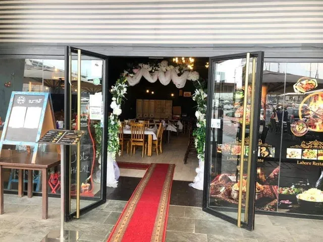 Lahore Restaurant - Authentic Halal Pakistani Food in Barcelona