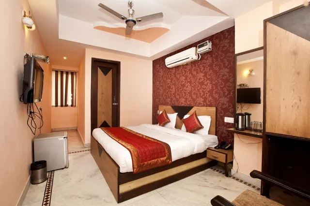 Capital O Hotel Anand Near Indira Gandhi International Airport