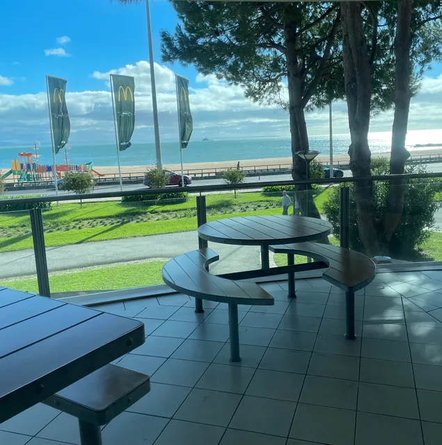 McDonald's Praia de Santo Amaro