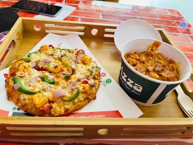 La Pino'z Pizza, Kolar