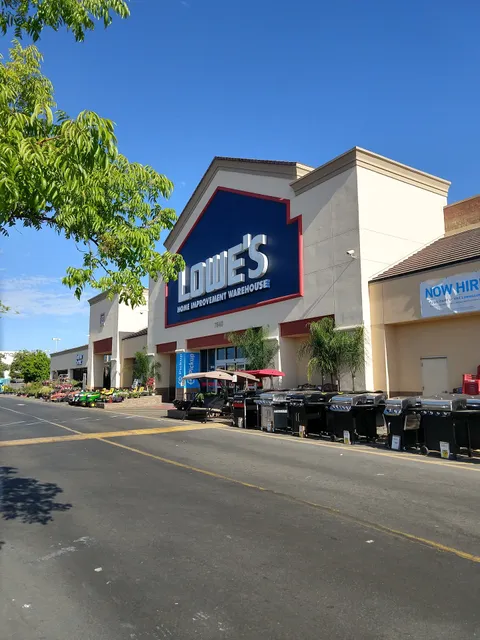 Marketplace At Birdcage