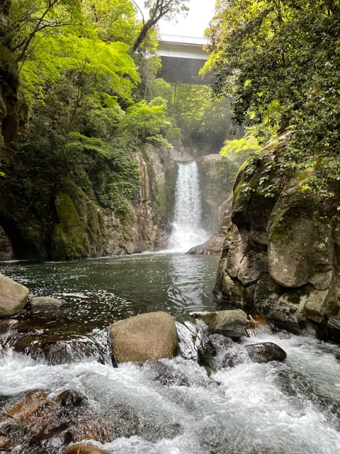Narusawa Falls