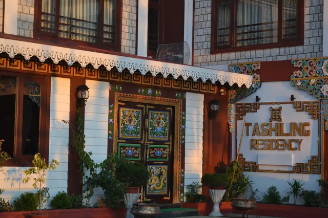 Tashiling Residency Hotel & Spa