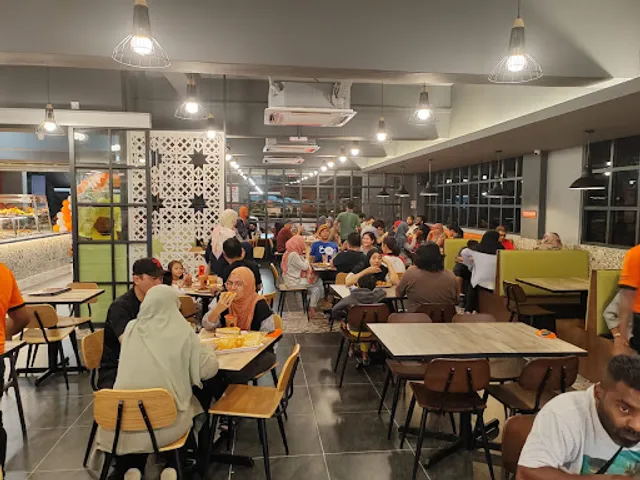 Q Bistro Taman Melati