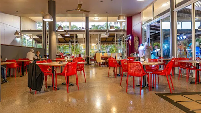 Drift & Wood Restaurant & Bar