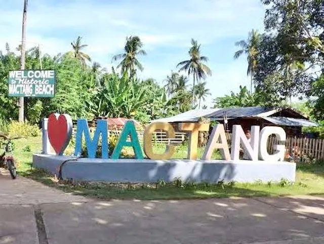 Mactang Beach