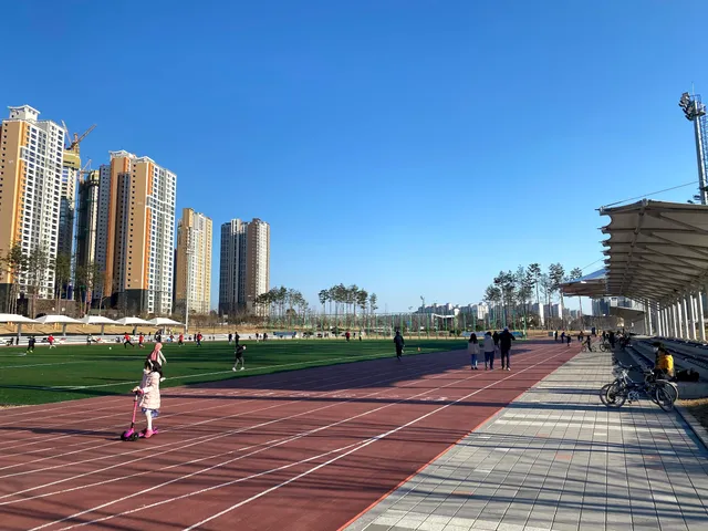 Dongtan Yeoul Park