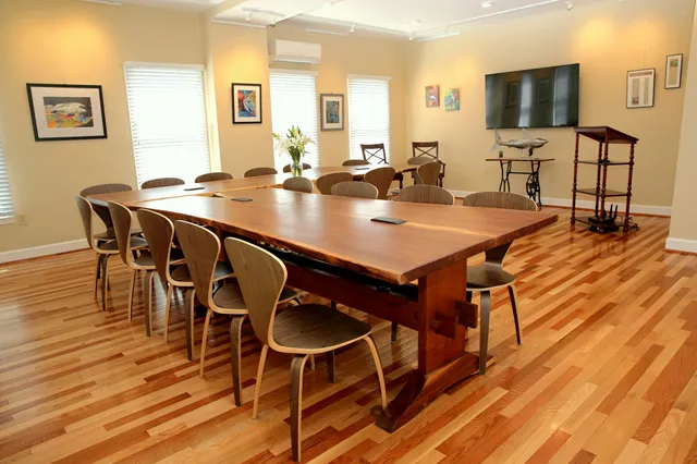 The Artful Lawyer, A Fine Gallery Inc.