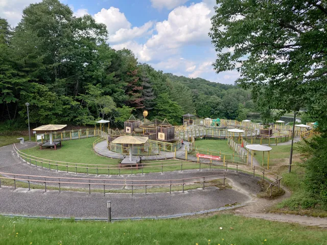 Large Equipment Highland Mountain