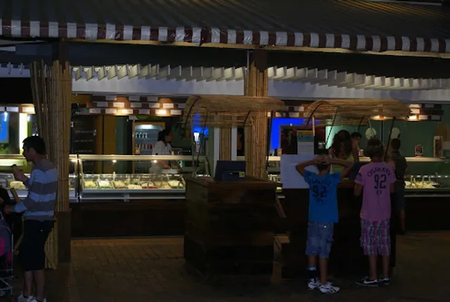 Le Salon de COCONUTS - Glacier Vieux-Boucau