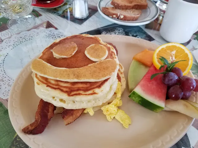 Town Hall Bakery and Café