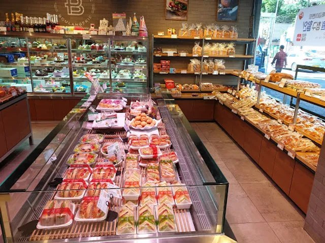 파리바게뜨 부산남구청점