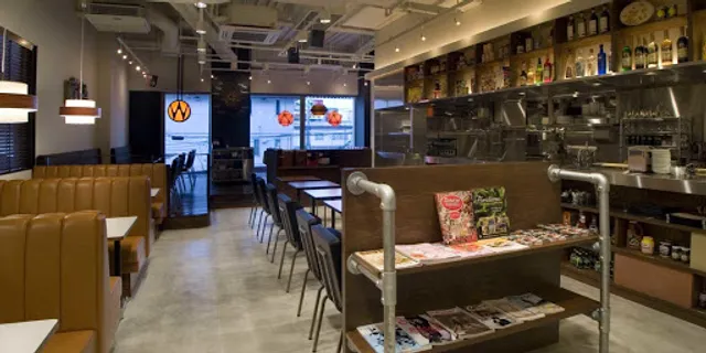 WIRED CAFE Frente Meidaimae