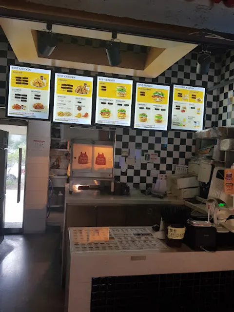 맘스터치 신상산효자점