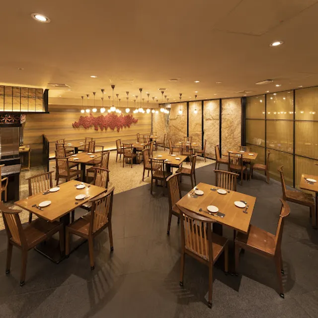 Dynamic Kitchen & Bar Hibiki Shinjuku Southern Tower