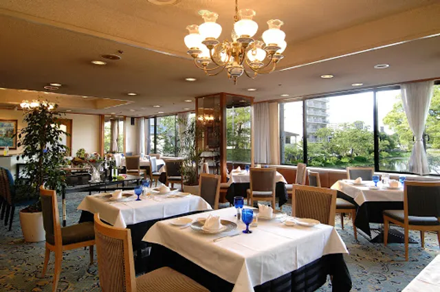 Hoterunyuotanisaga Resutoran Rotasu