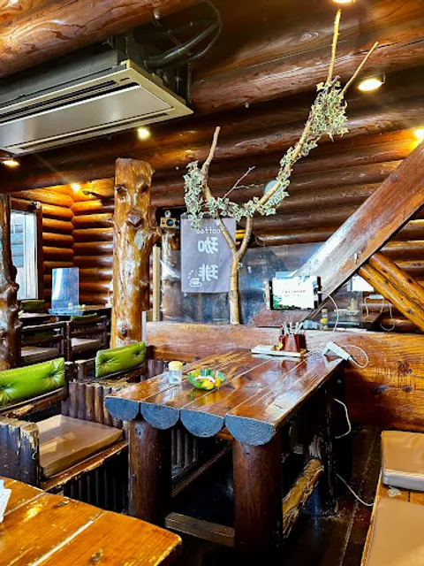 Coffee Shop OB Yashio