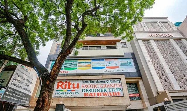 FabHotel RG Stay - Hotel in Rajouri Garden