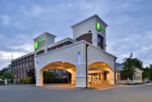 Holiday Inn Express Winston-Salem Medical Ctr Area, an IHG Hotel