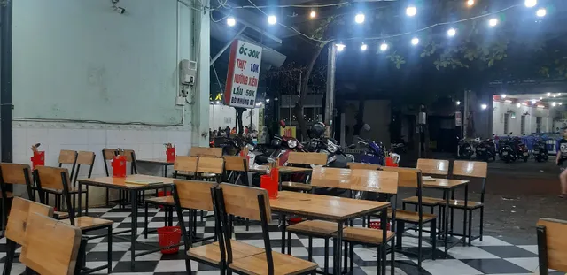 Hai Còi-19 Ngô Thì Nhậm-Hoà Khánh