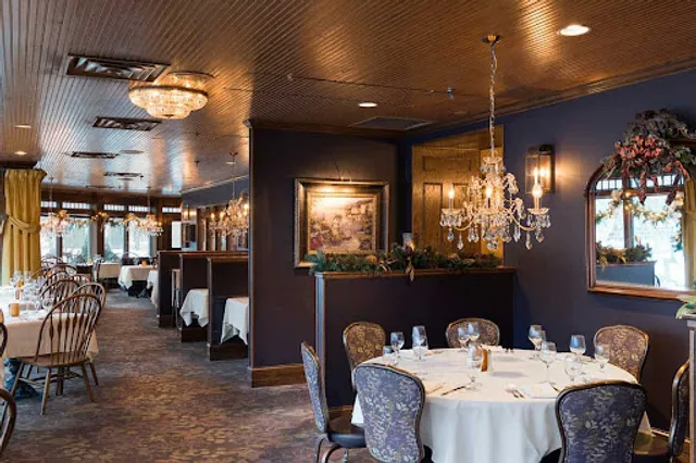 Restaurant at the Nicollet Island Inn
