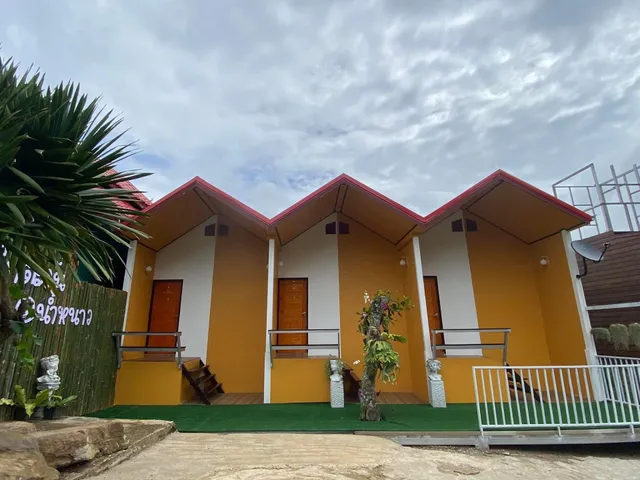 บ้านภูไผ่ ไร่ภูไผ่เบิกตะวัน