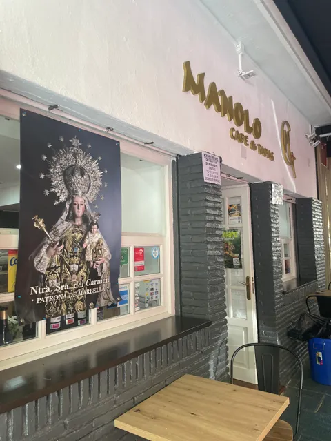 Manolo, cafe y tapas