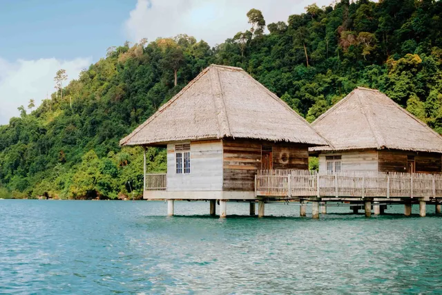 Telunas Beach Resort