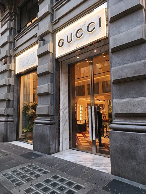 Gucci