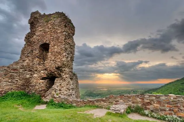 Lichnice Castle ruins