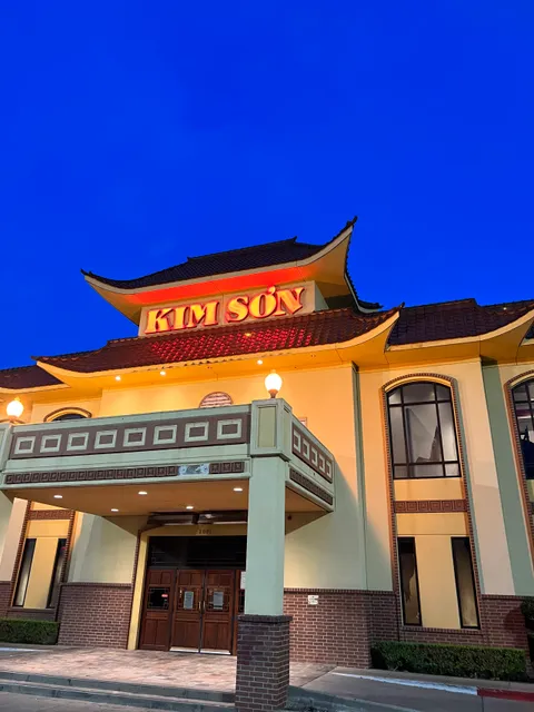 Kim Son