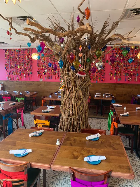 La Reyna - Authentic Mexican Cuisine