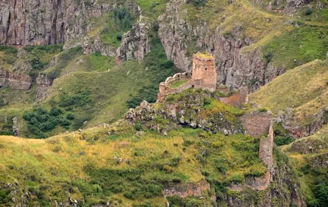 Şeytan Castle