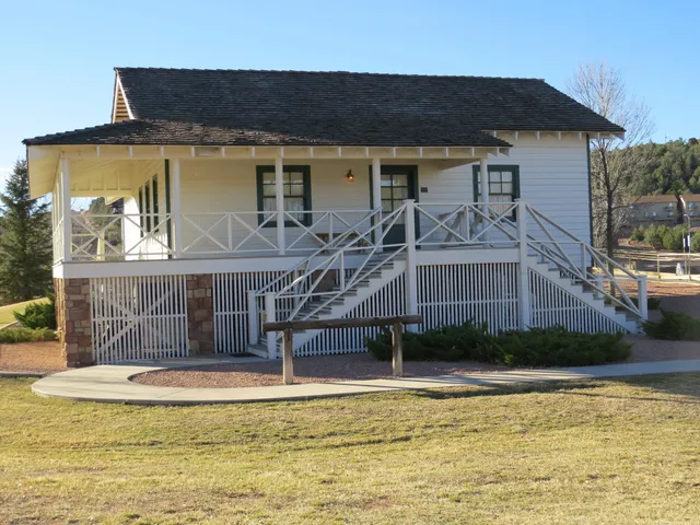 Rim Country Museum and Zane Grey Cabin