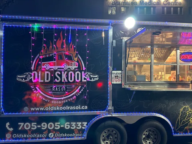 Oldskool Rasoi ( Bramalea )(at esso gas station)